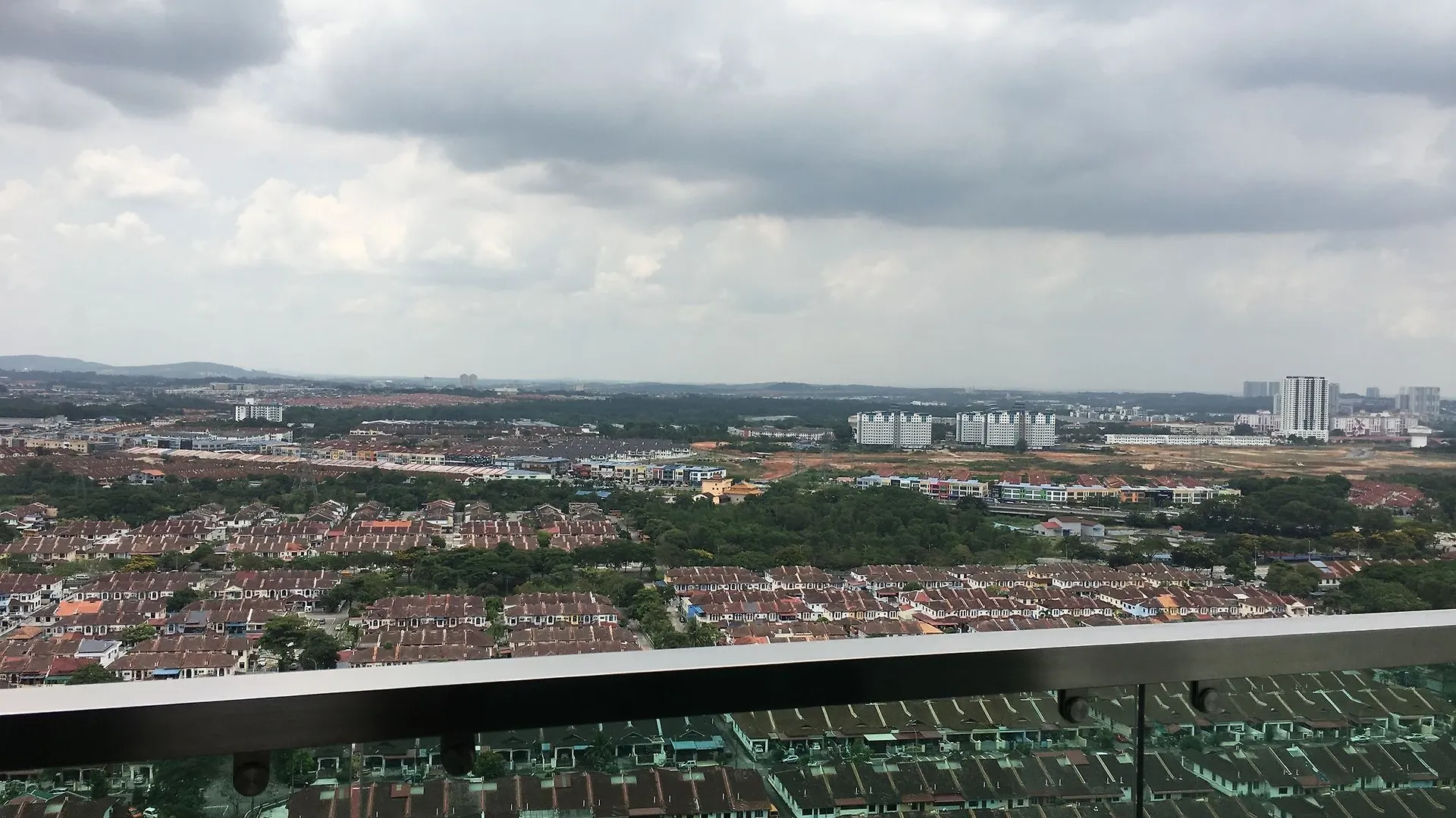 Lovely Apartment At Sky Loft Johor Bahru